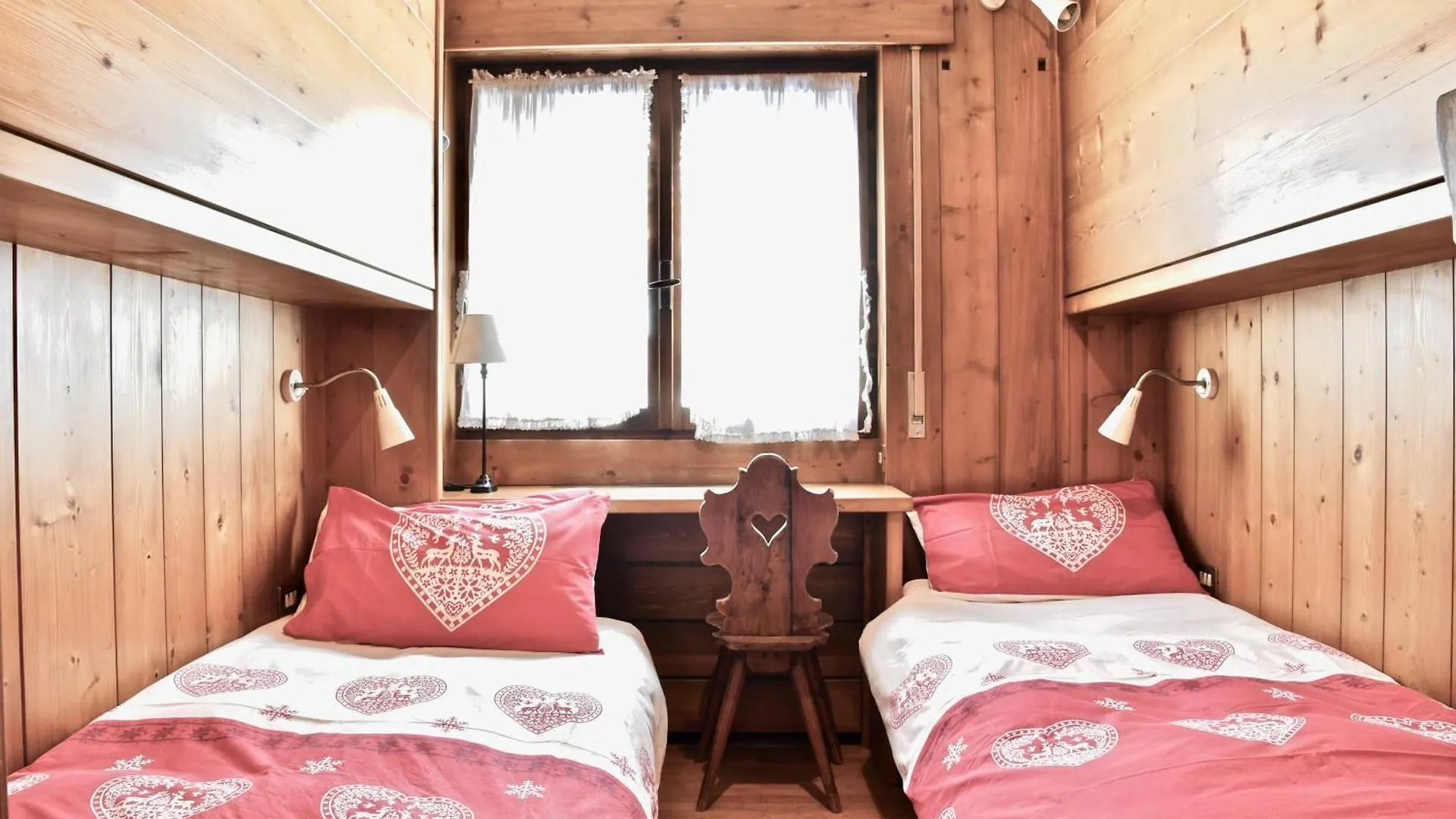 Beautiful 3 Bedroom Flat In Cortina With Car Park Cortina d'Ampezzo Italy